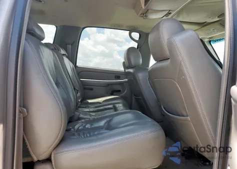 2005 Chevrolet Suburban K1500 from USA, damaged, VIN 3GNFK16Z95G103458